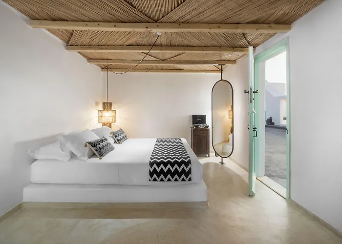 Sophia Boutique Oia (Santorini)